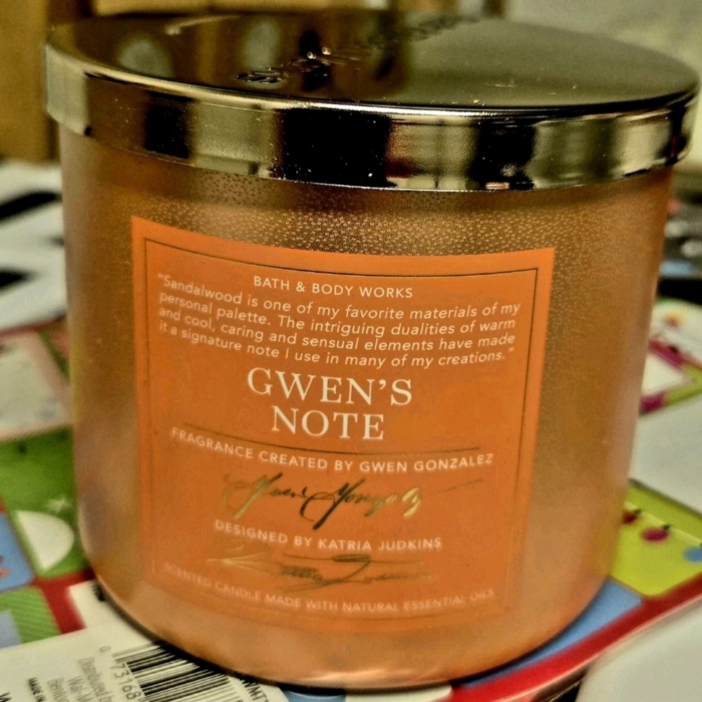 SET OF 2 RARE  Bath & Body Works New in Box Gwen’s Note 3-Wick Candles